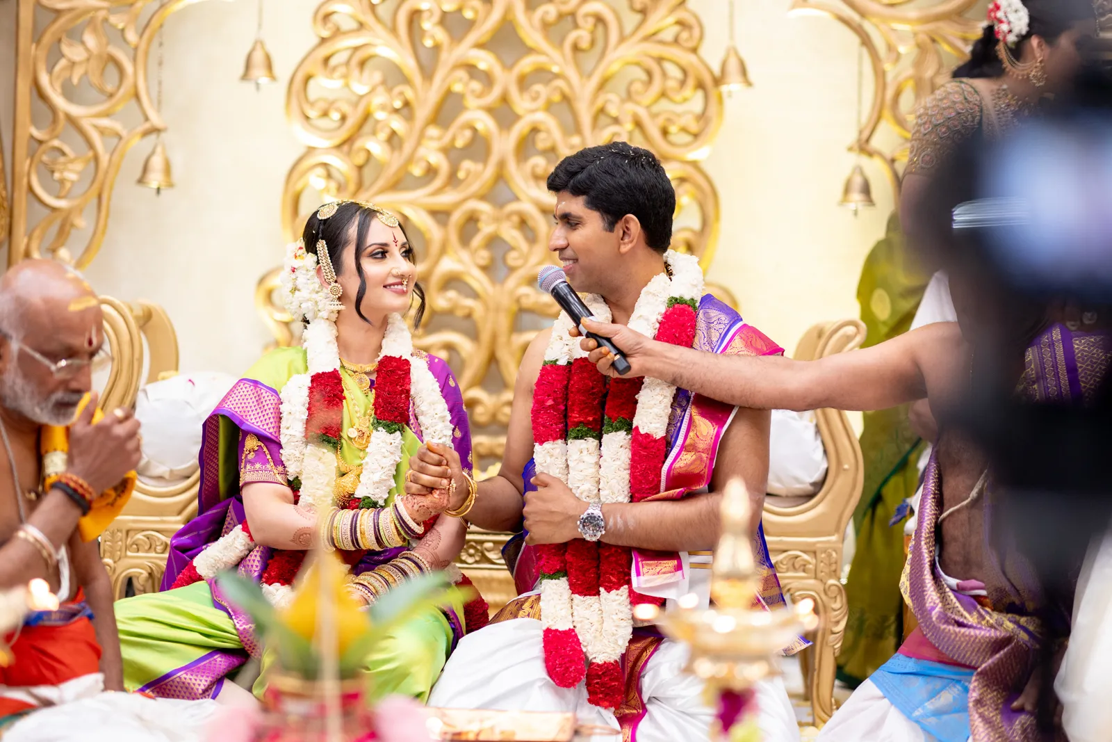 Sri Lankan wedding family moment at Lantana